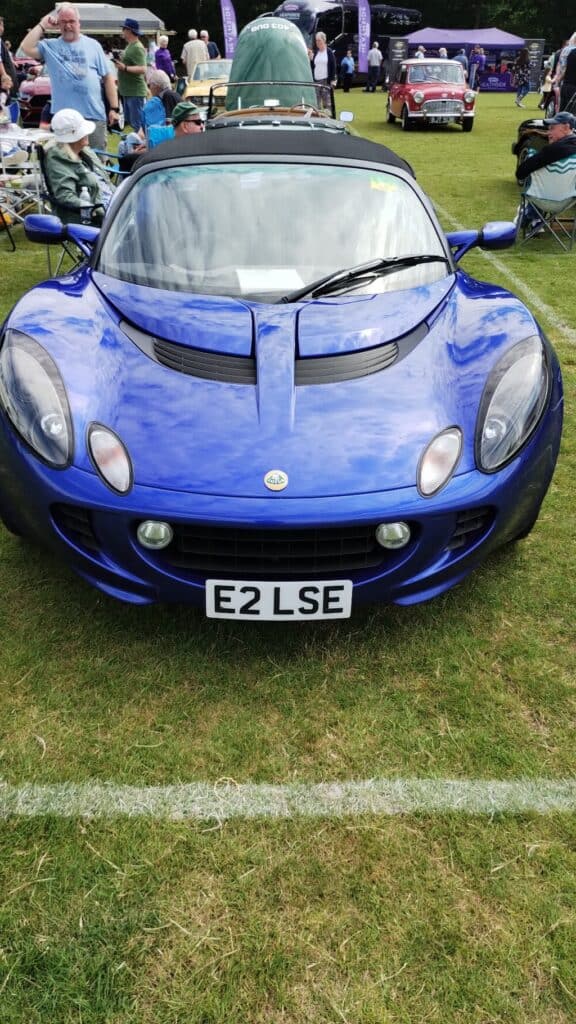 Lotus Elise - 1